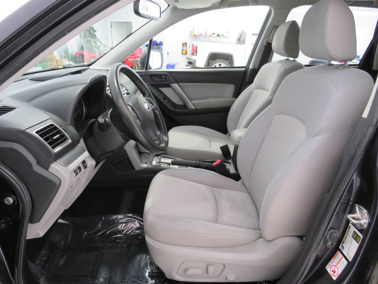 Used 2016 Subaru Forester 2.5i Premium w/ All-Weather Package image 15