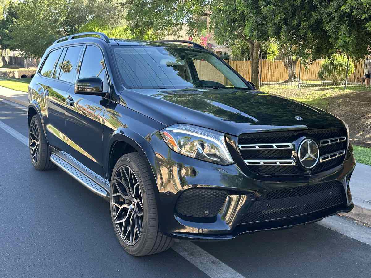 Used 2018 Mercedes-Benz GLS 550 4MATIC w/ Driver Assistance Package image 2
