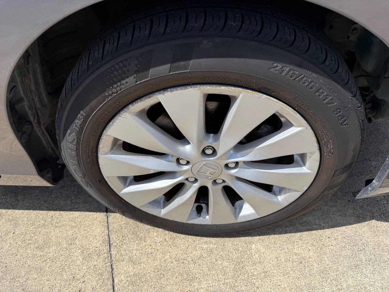 Used 2014 Honda Accord EX-L image 9