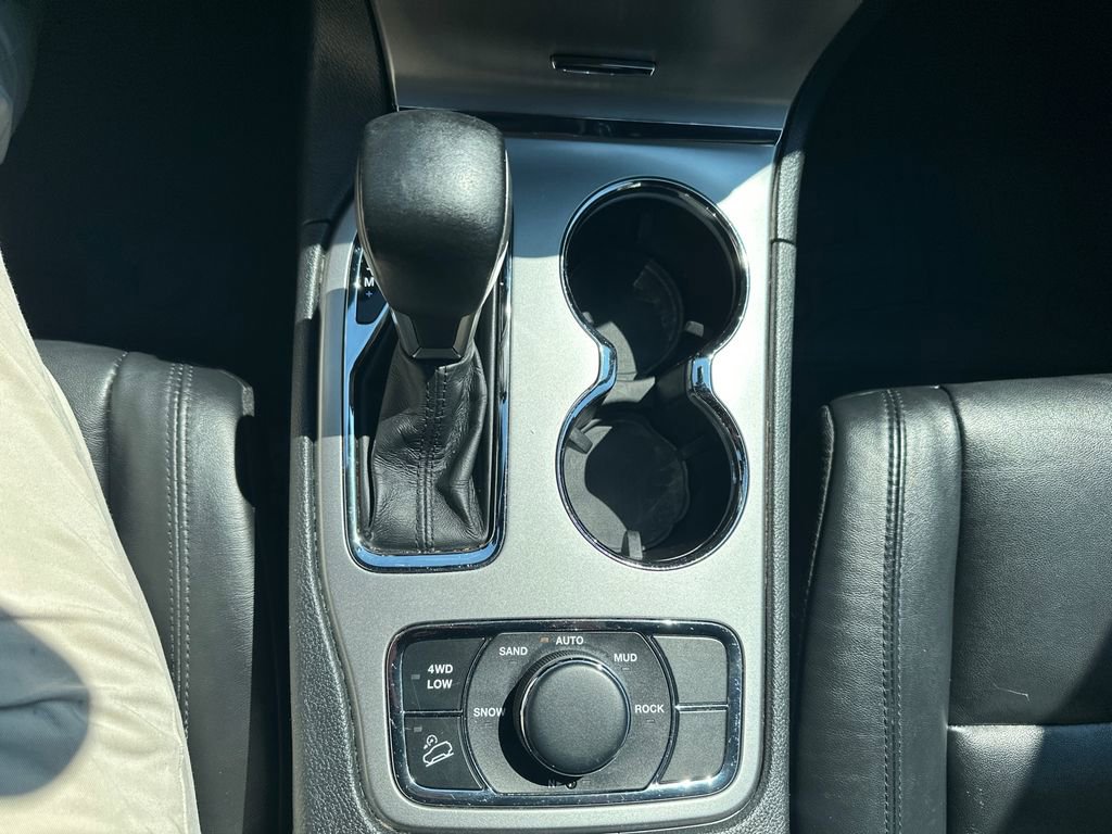 Used 2019 Jeep Grand Cherokee Limited image 17