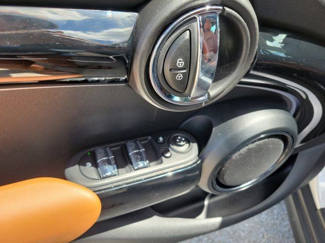 Used 2022 MINI Cooper S image 22