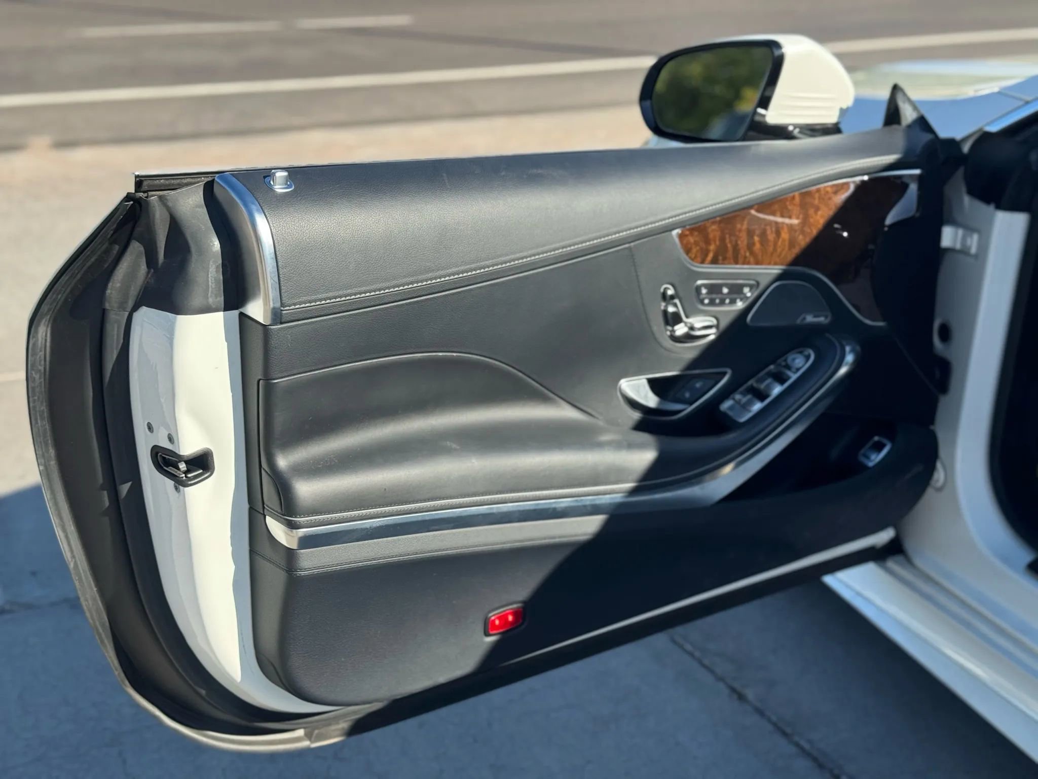 Used 2015 Mercedes-Benz S 550 4MATIC Coupe image 24