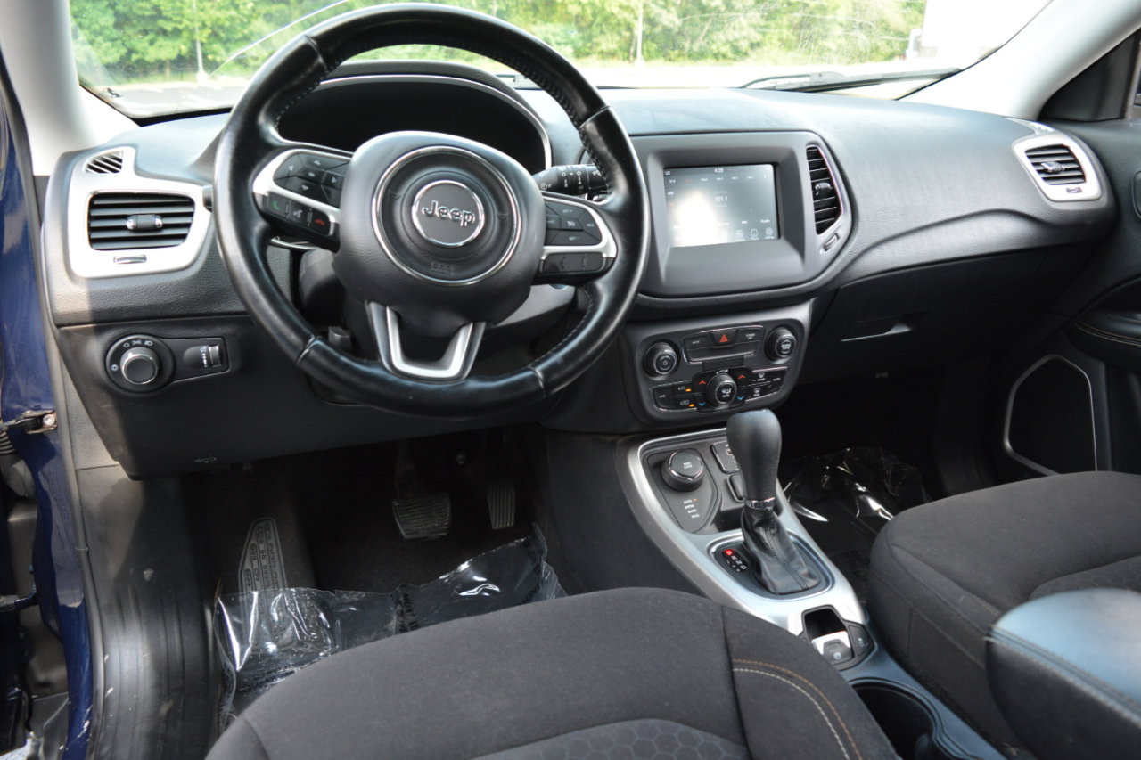 Used 2021 Jeep Compass Sport w/ Cold Weather Group image 19