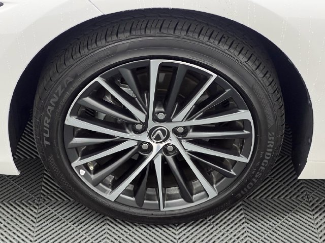 Certified 2025 Lexus ES 300h w/ Premium Package FWD image 23