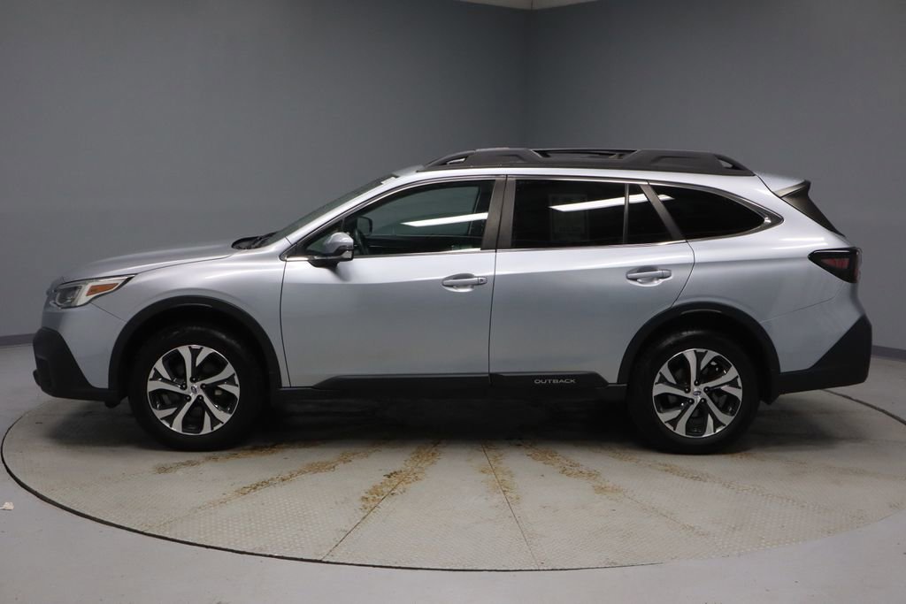 Used 2022 Subaru Outback Limited w/ Popular Package #2 image 11