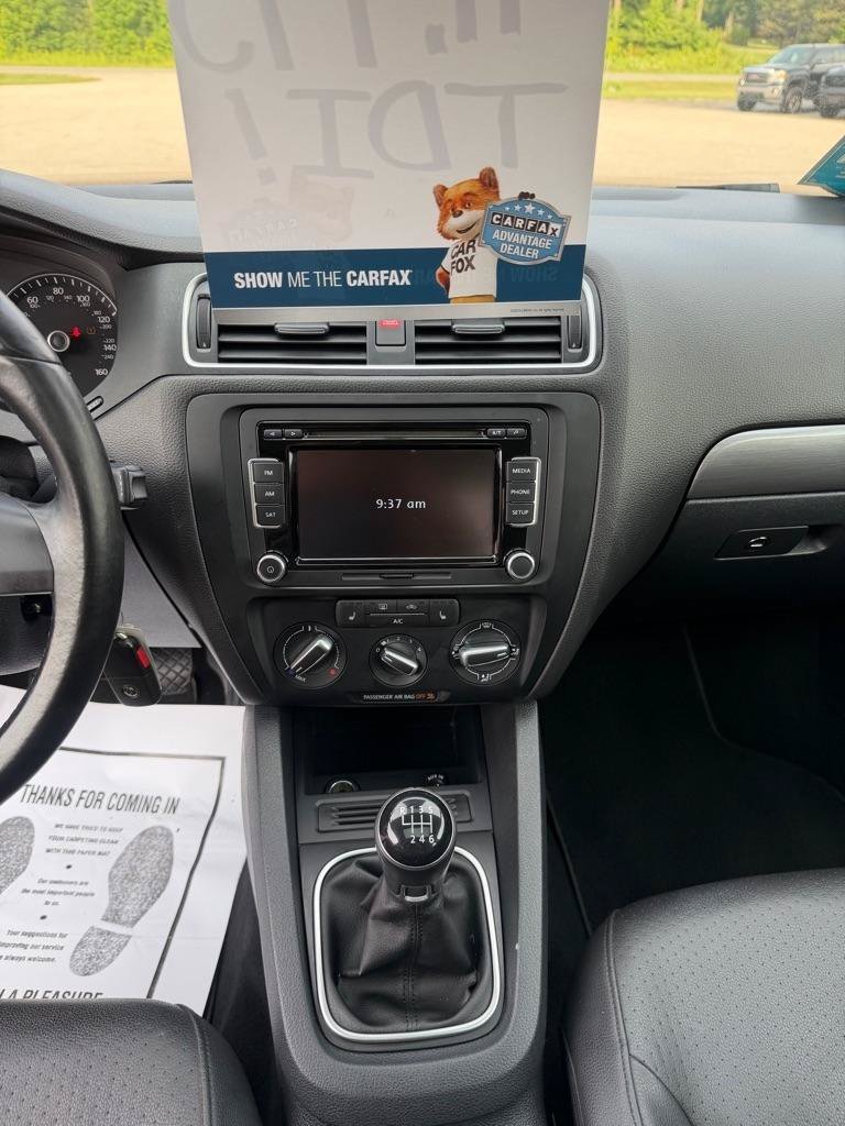 Used 2014 Volkswagen Jetta TDI FWD image 12