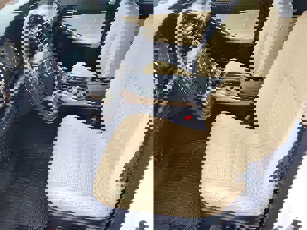 Used 2015 Lexus IS 250 image 14