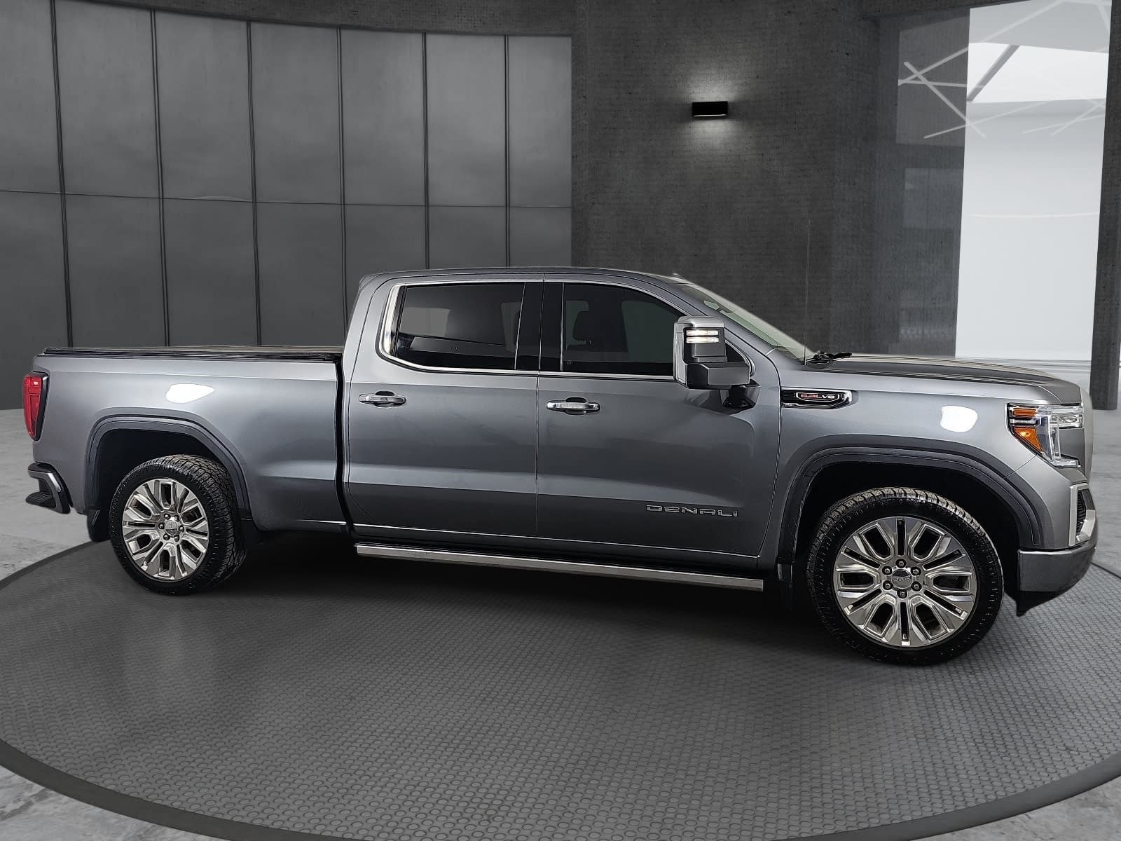 Used 2020 GMC Sierra 1500 Denali w/ Denali Ultimate Package AWD/4WD image 4