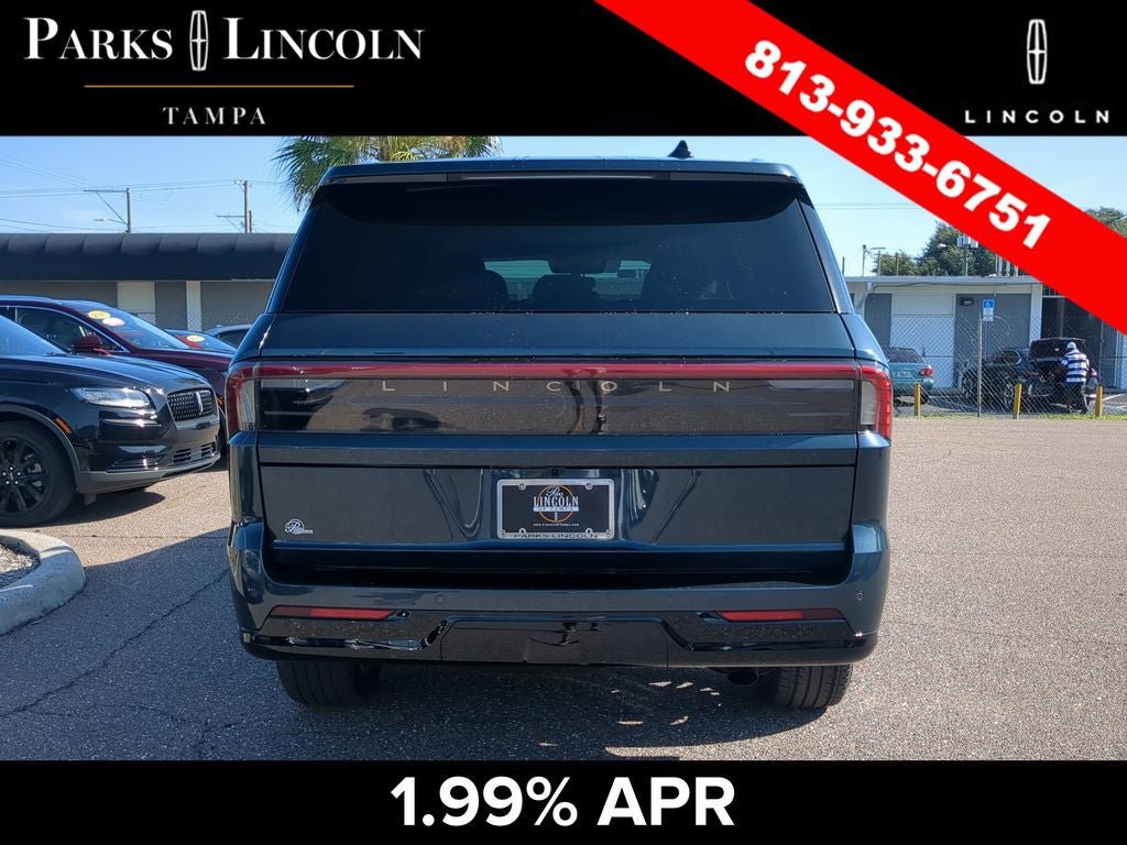 Certified 2025 Lincoln Navigator Reserve AWD/4WD image 5
