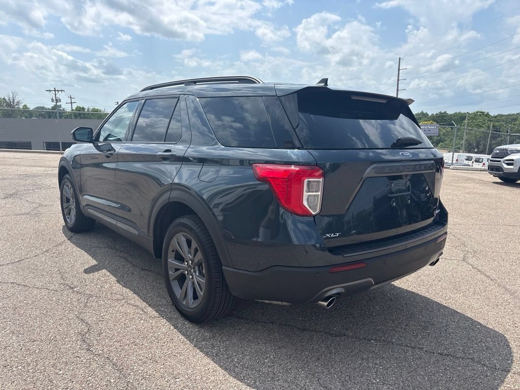 Certified 2023 Ford Explorer XLT w/ Equipment Group 202A AWD/4WD image 5