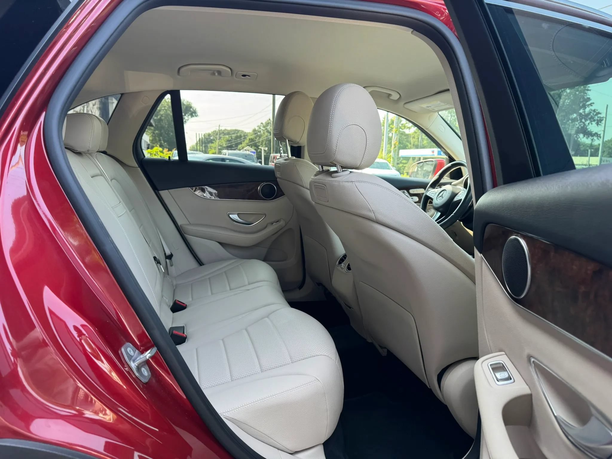 Used 2019 Mercedes-Benz GLC 300 image 26