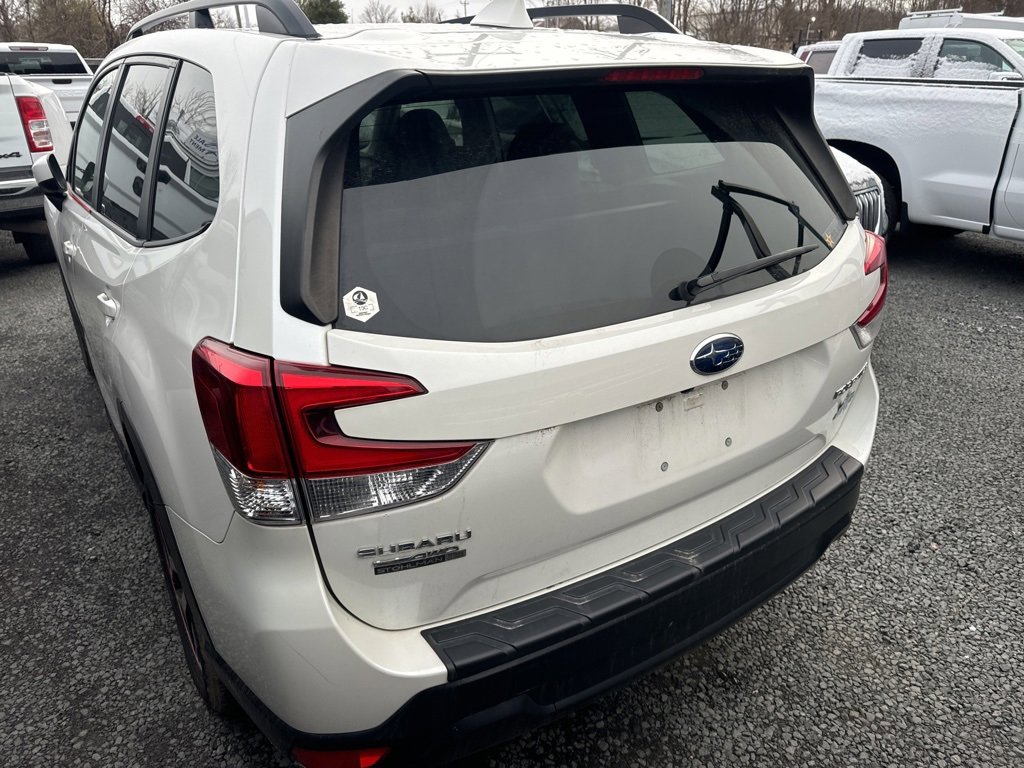 Used 2020 Subaru Forester Premium image 4