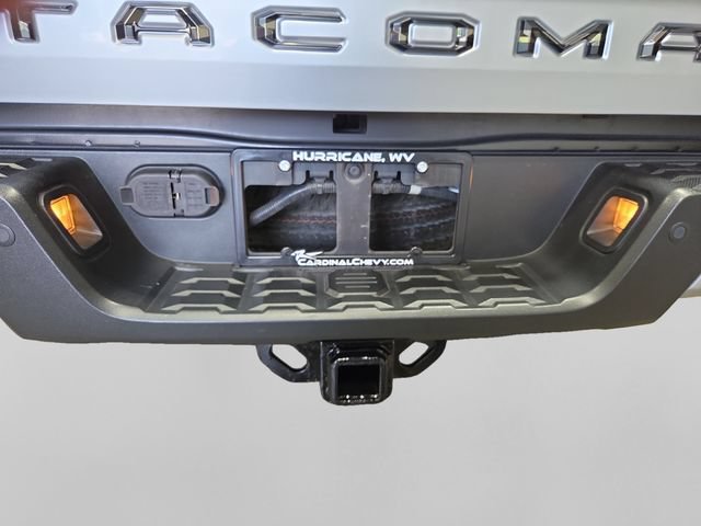 Used 2023 Toyota Tacoma TRD Sport w/ Technology Package AWD/4WD image 33