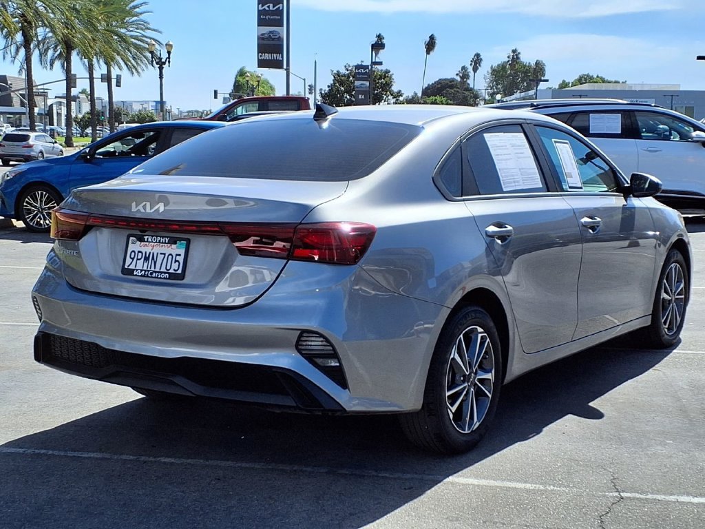 Certified 2024 Kia Forte LXS FWD image 5