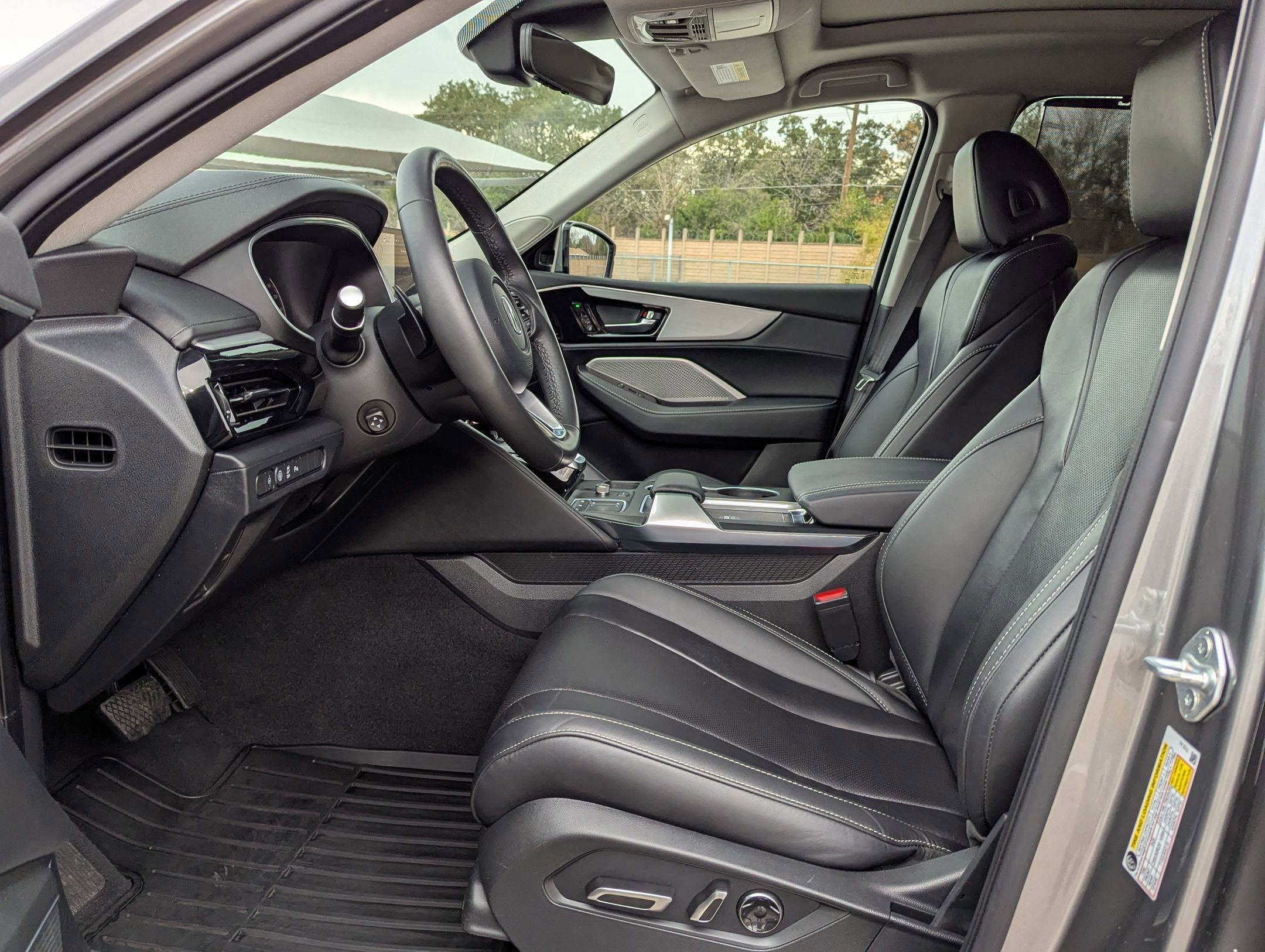 Certified 2023 Acura MDX SH-AWD w/ Technology Package image 7