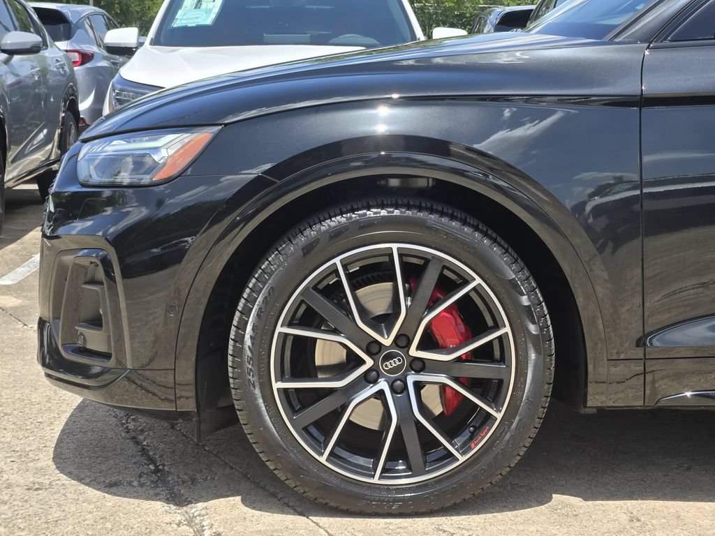 Certified 2024 Audi SQ5 Prestige w/ Prestige Package AWD/4WD image 13