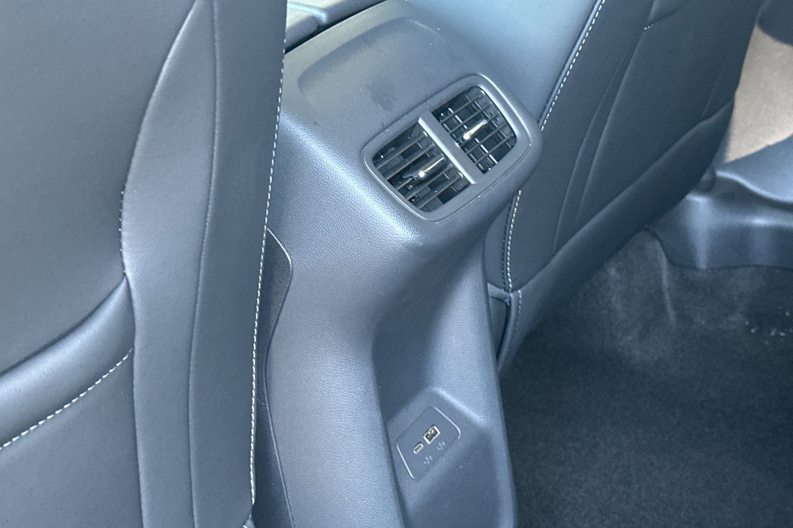 Used 2026 Buick Envision Preferred AWD/4WD image 15