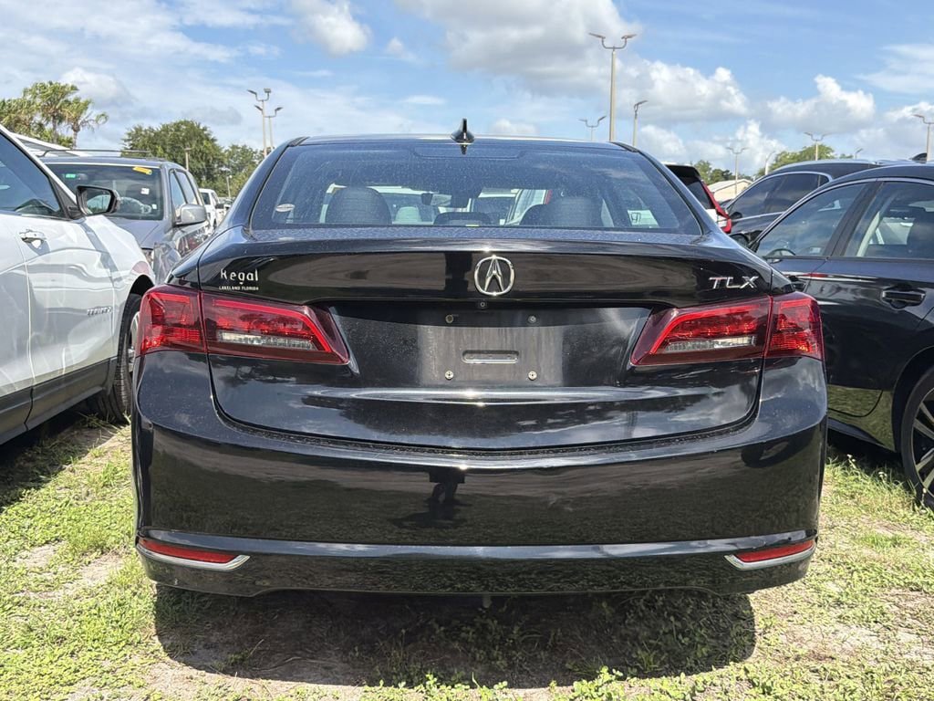 Used 2015 Acura TLX w/ Technology Package FWD image 9