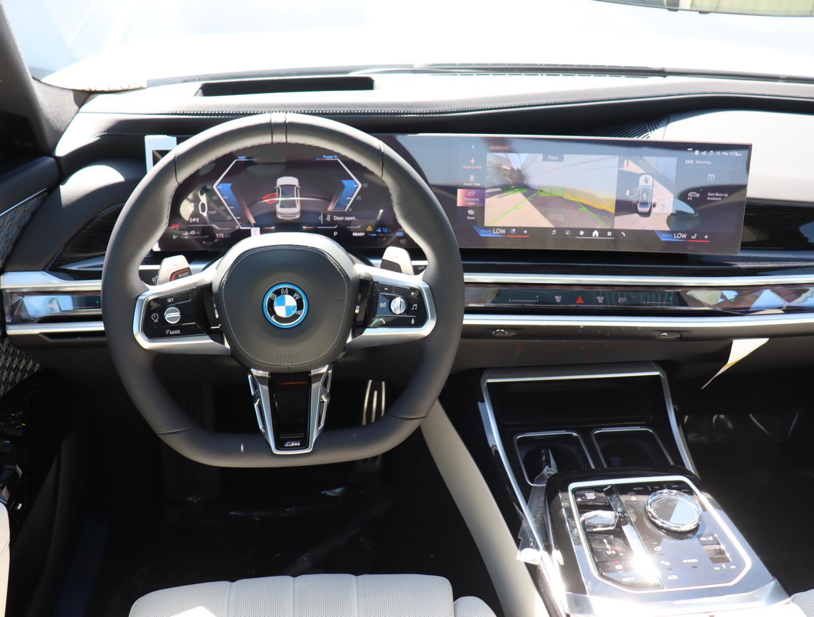 New 2026 BMW 750e xDrive w/ Executive Package image 10