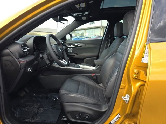Used 2024 Dodge Hornet GT AWD/4WD image 13