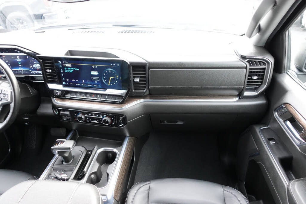 Used 2024 Chevrolet Silverado 1500 RST AWD/4WD image 44
