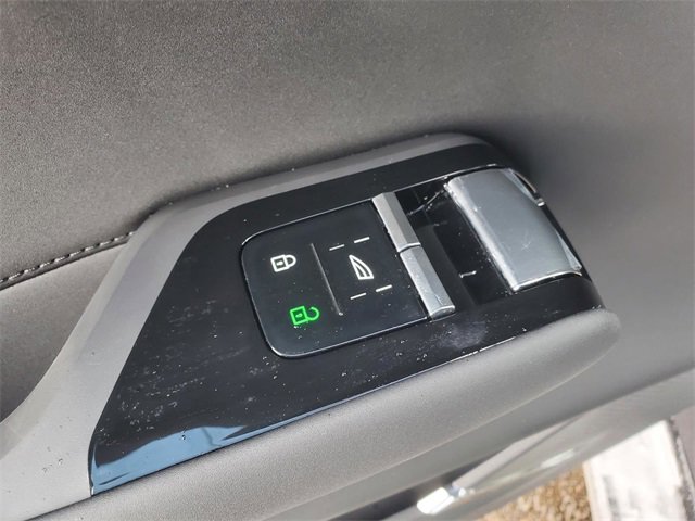 New 2025 Volvo EX90 Ultra image 12