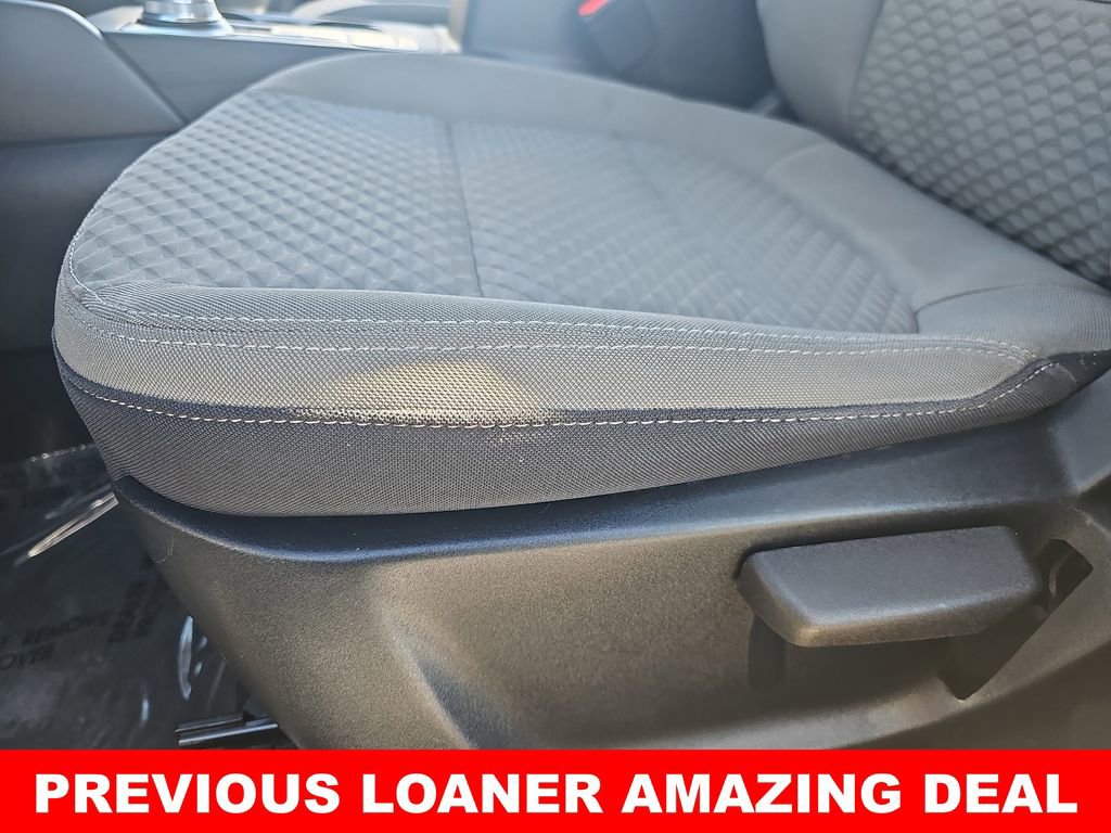 Used 2022 Ford Escape SE image 28