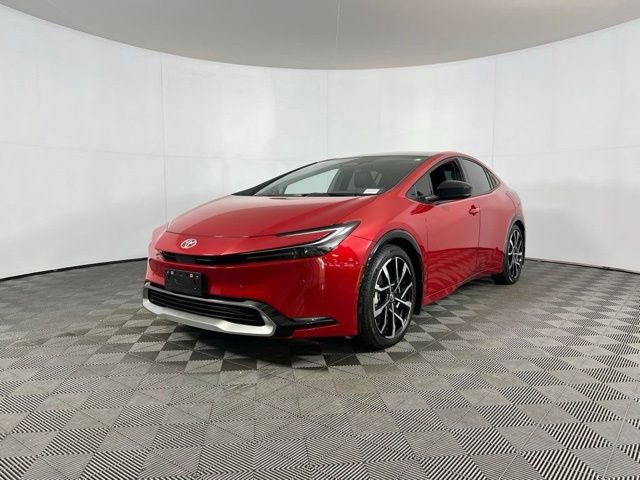 Used 2024 Toyota Prius Prime Premium image 3