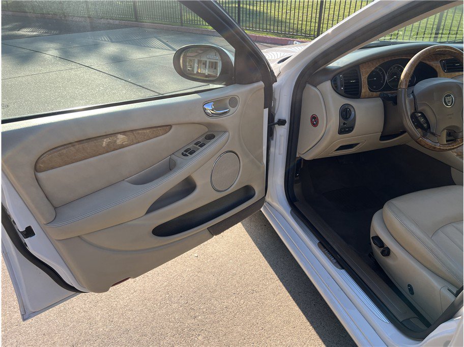 Used 2004 Jaguar X-TYPE 3.0 AWD/4WD image 14