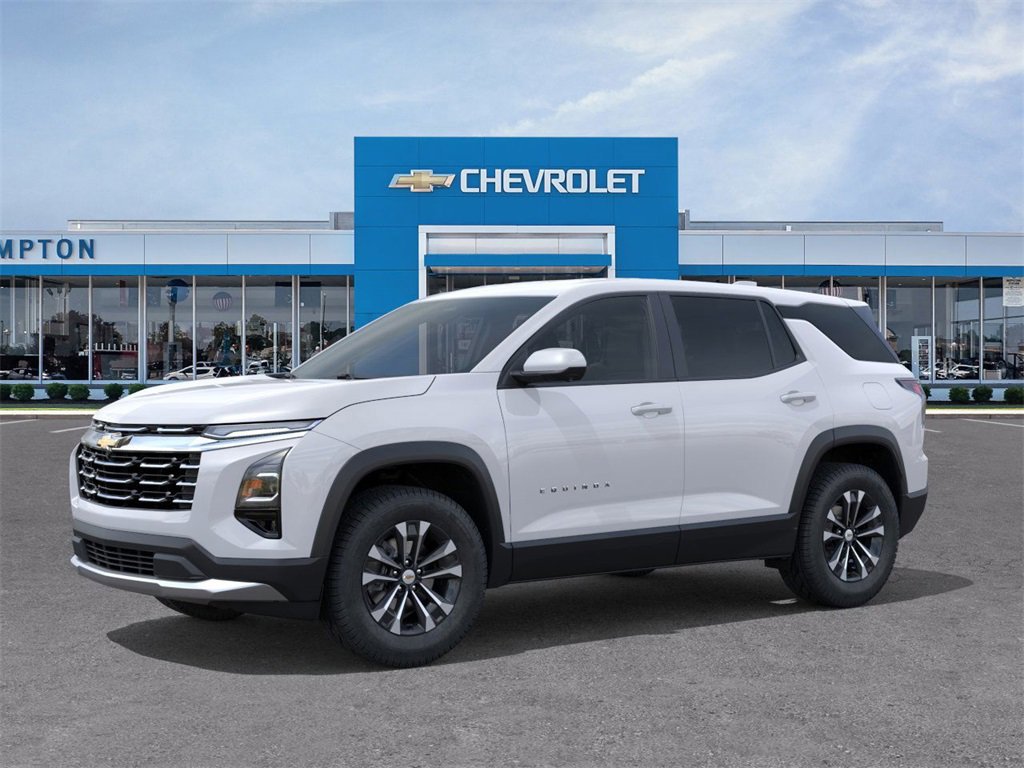 New 2026 Chevrolet Equinox LT w/ Safety and Technology Package image 2