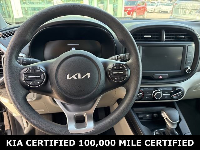 Certified 2025 Kia Soul LX image 12