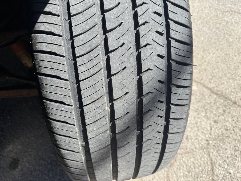 Used 2007 Cadillac Escalade ESV AWD image 17