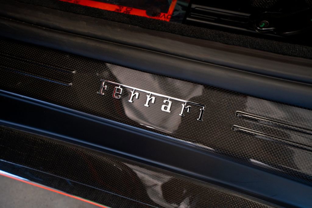 Used 2023 Ferrari 812 GTS RWD image 30