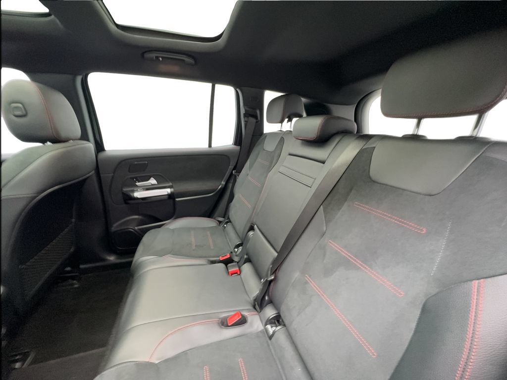 Used 2023 Mercedes-Benz EQB 350 4MATIC SUV image 24