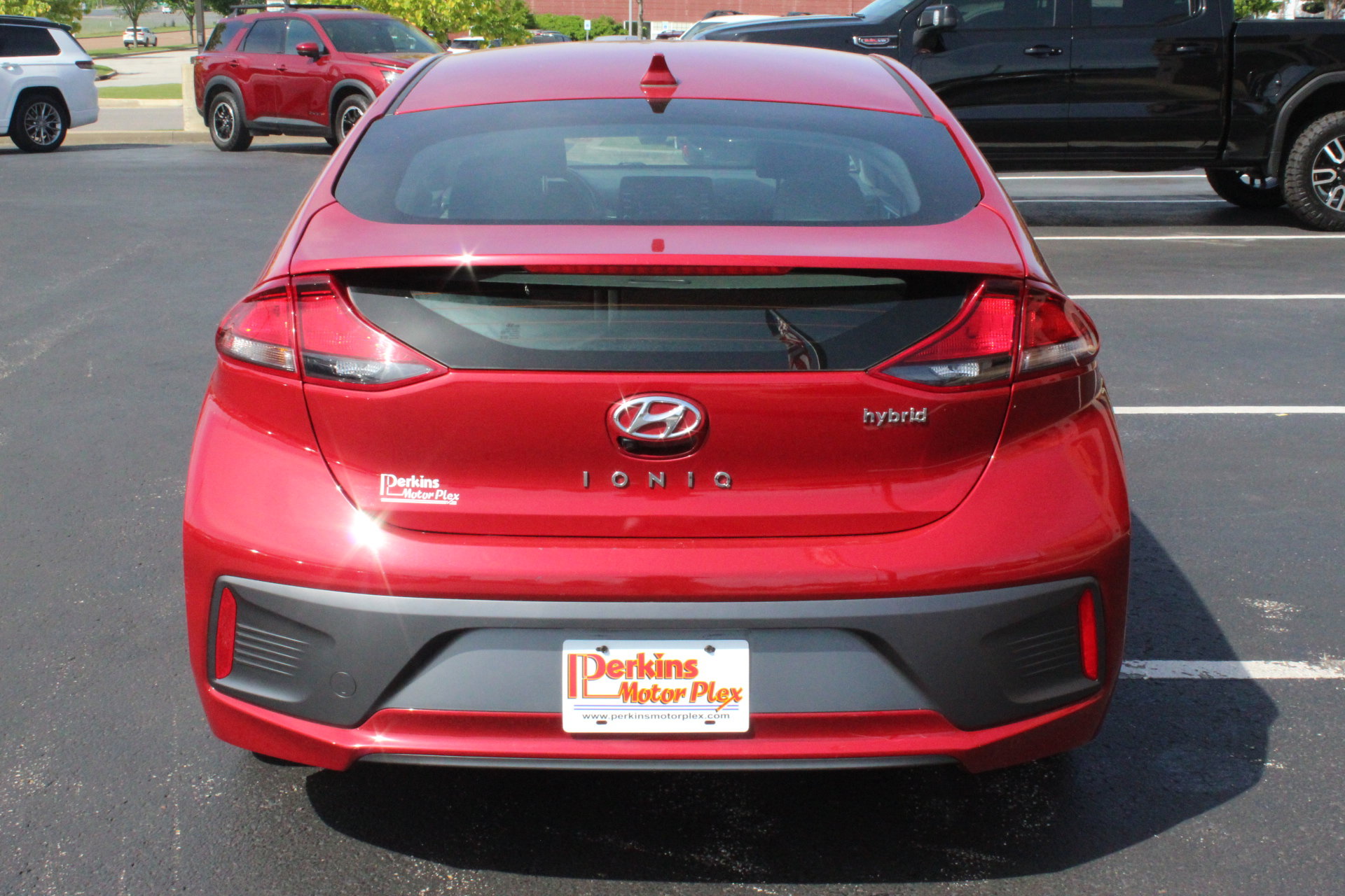 Used 2022 Hyundai Ioniq SE FWD image 7