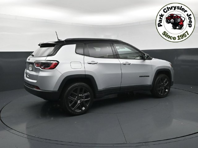 New 2026 Jeep Compass Limited AWD/4WD image 6