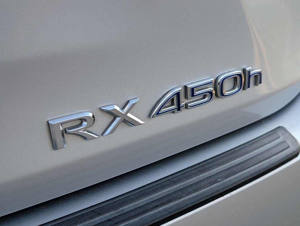 Used 2017 Lexus RX 450h AWD image 16