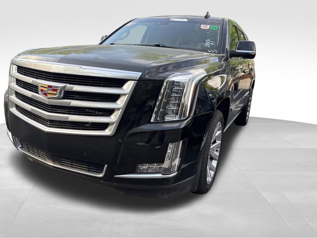 Used 2015 Cadillac Escalade Premium image 4