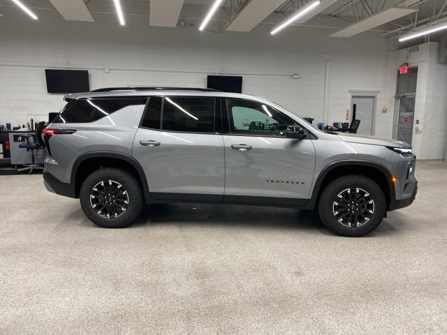 New 2026 Chevrolet Traverse Z71 w/ Enhanced Driving Package image 4