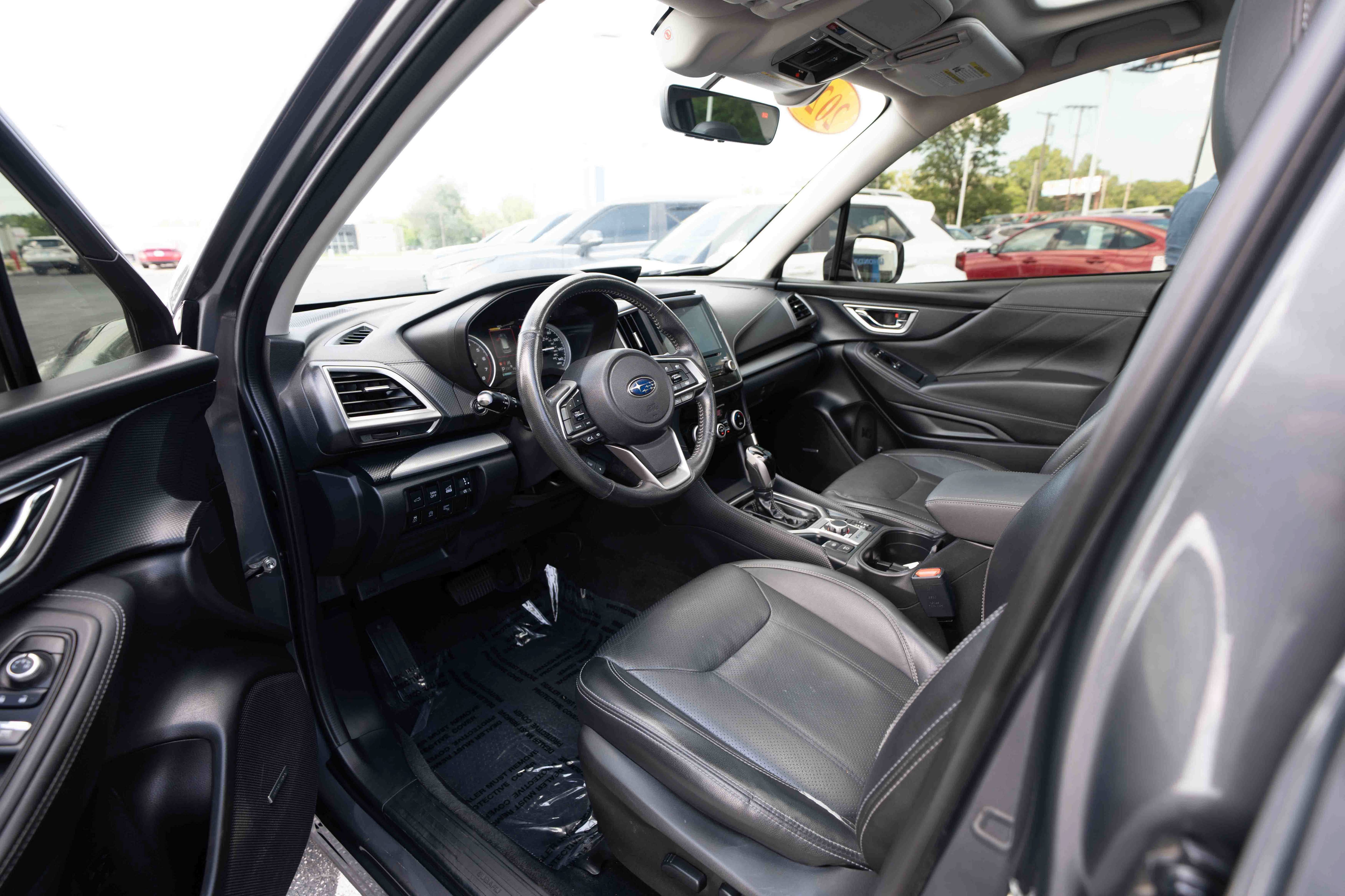 Used 2020 Subaru Forester Limited w/ Popular Package #3 AWD/4WD image 8