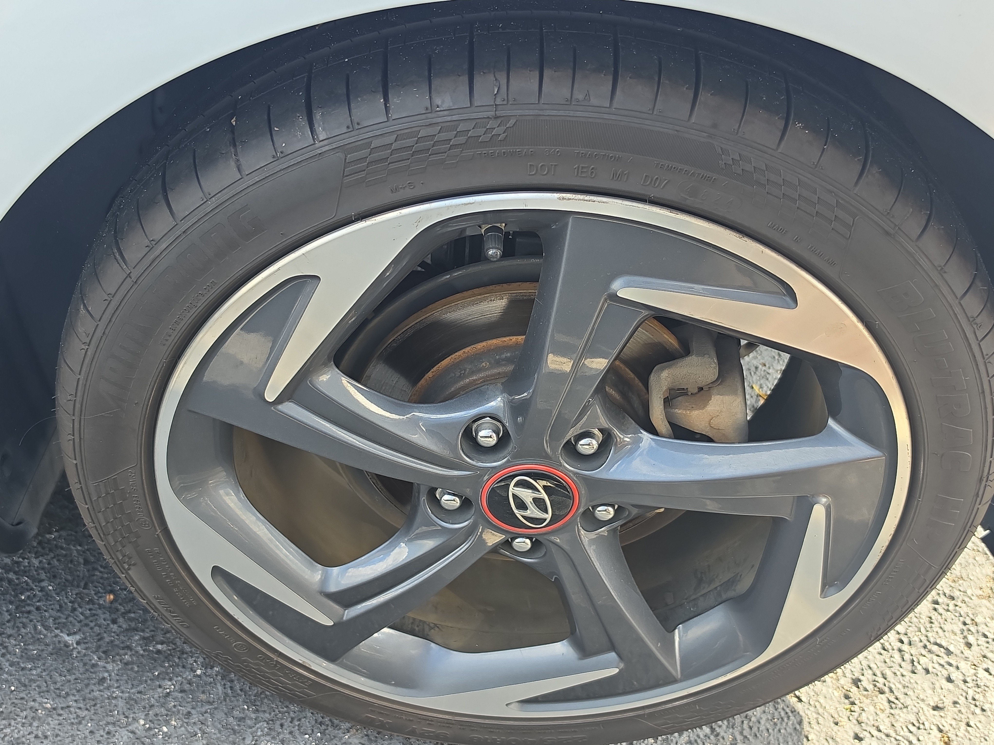 Used 2019 Hyundai Veloster Turbo FWD image 7