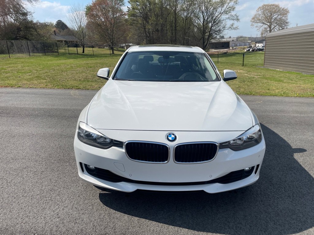 Used 2015 BMW 328i Sedan RWD image 9