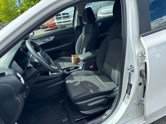 Used 2024 Kia Forte LXS FWD image 12
