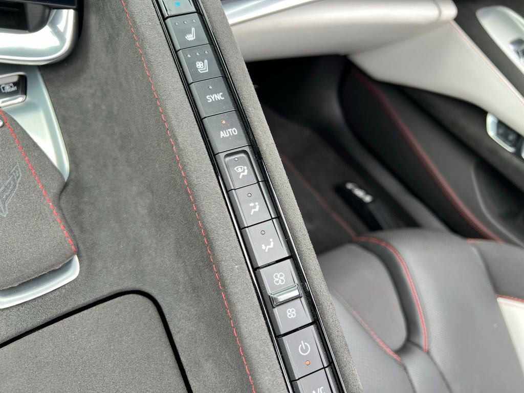 Used 2023 Chevrolet Corvette Stingray Premium Conv w/ Z51 Performance Package image 52