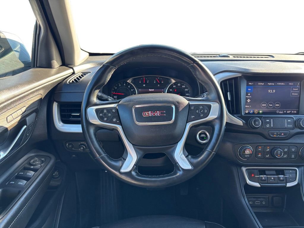 Used 2023 GMC Terrain SLT image 18