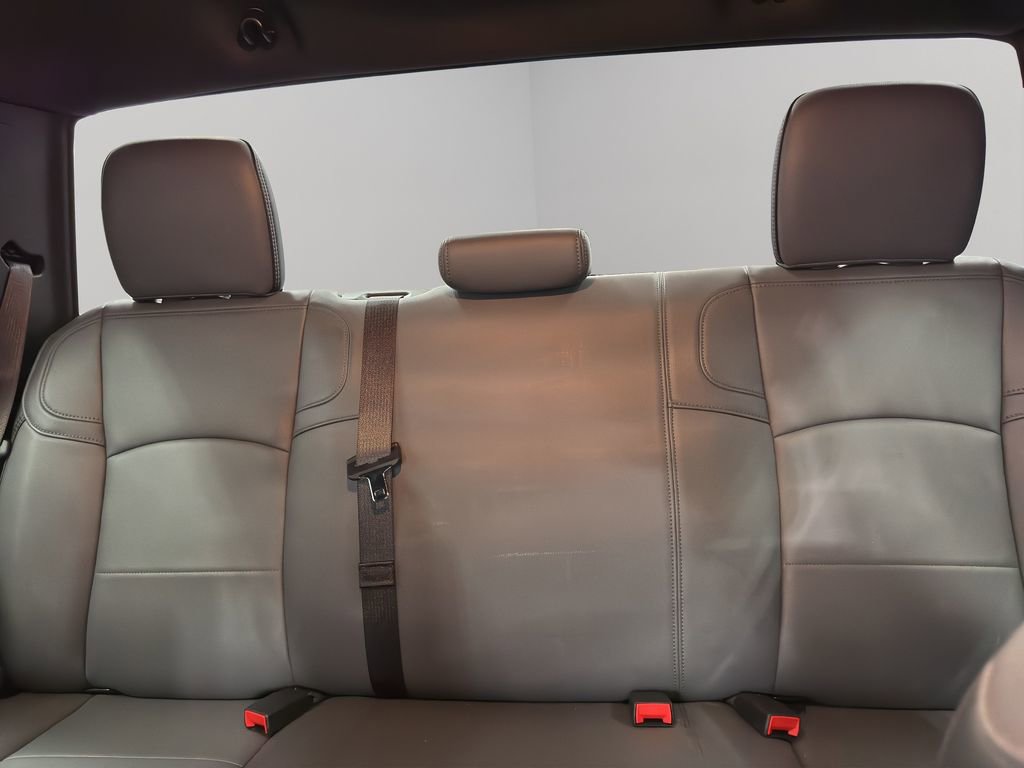 Used 2024 RAM 5500 Tradesman w/ Chrome Appearance Group image 35