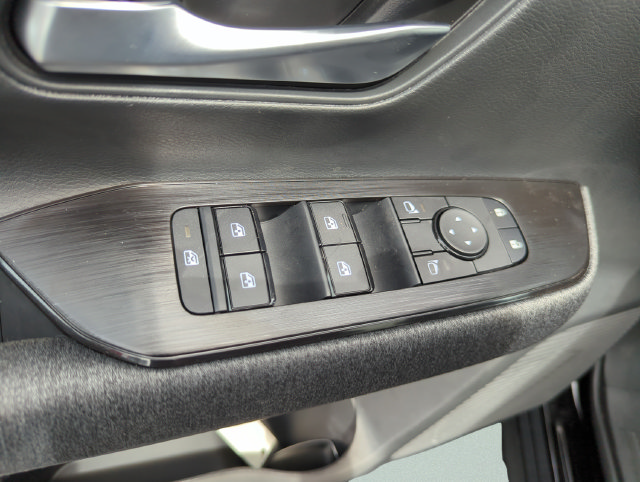 New 2026 Nissan Kicks SV w/ Interior Electronics Package FWD image 29