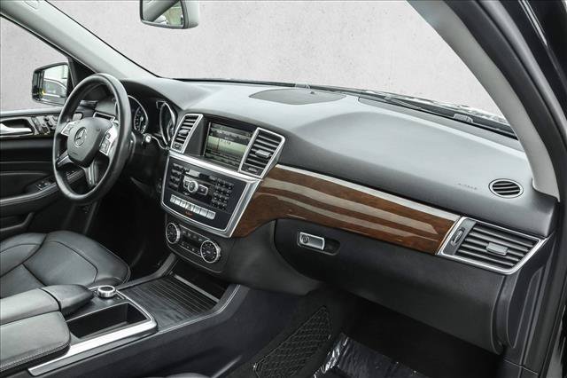 Used 2015 Mercedes-Benz ML 350 4MATIC image 27