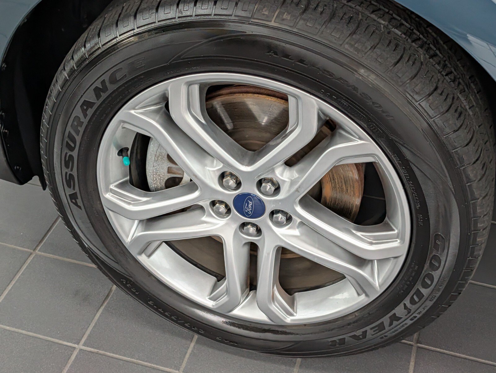 Used 2016 Ford Edge Titanium w/ Equipment Group 301A AWD/4WD image 8