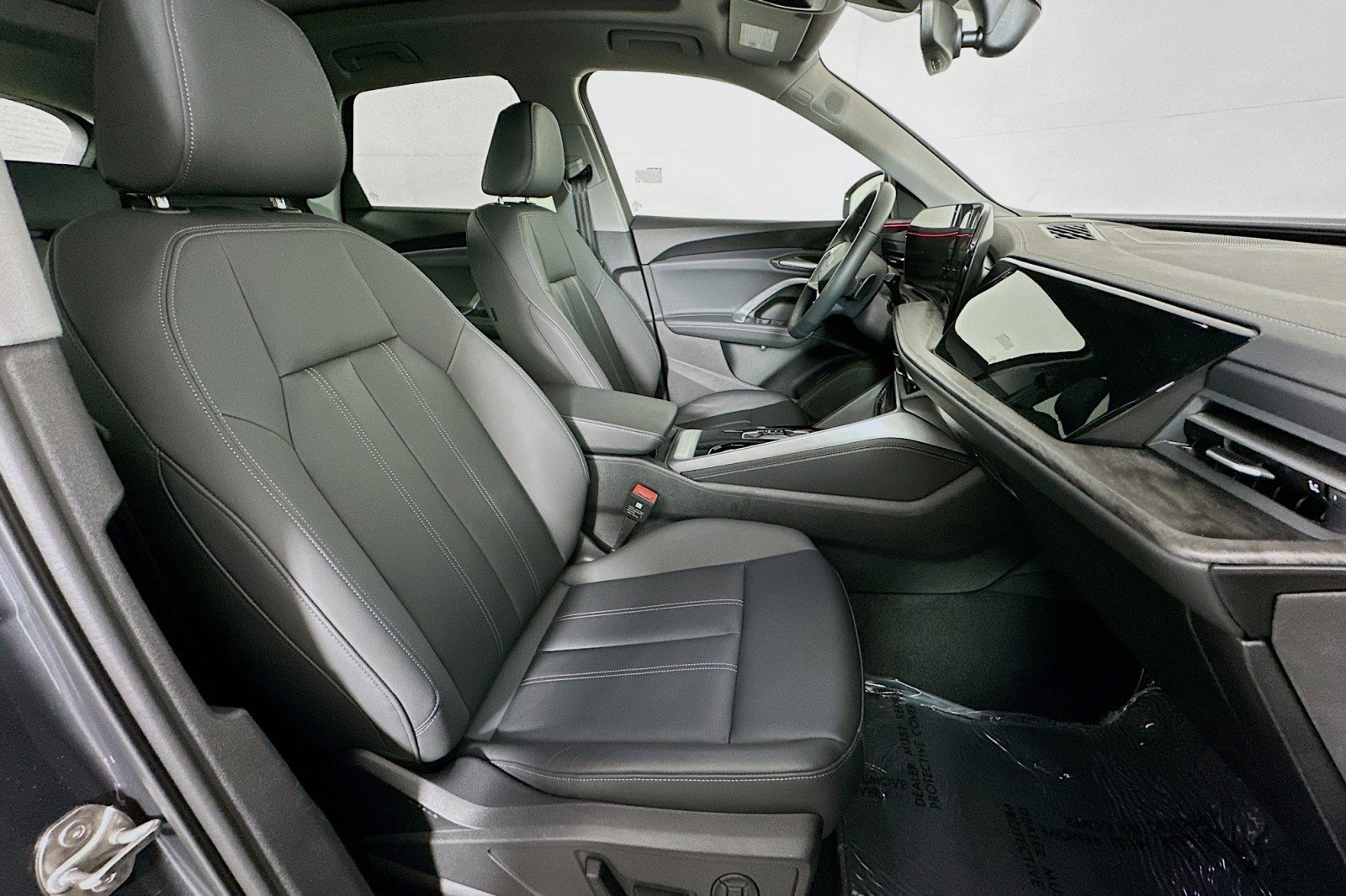 Used 2025 Audi Q5 Premium Plus w/ Premium Plus AWD/4WD image 8